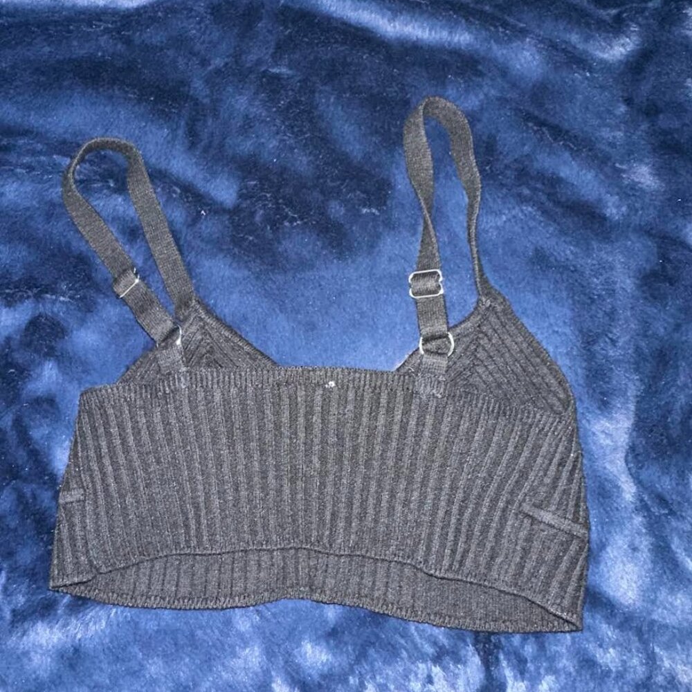 bra/ top - Picture 2 of 3